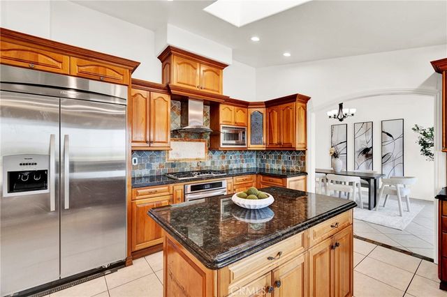 7130 E Colter Circle, Anaheim Hills, CA 92807