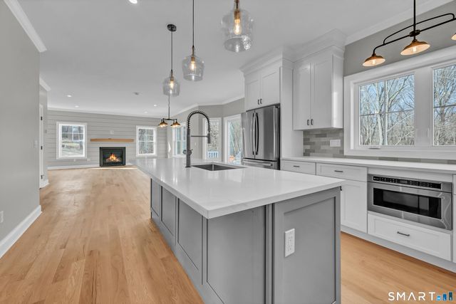 1427 Monroe Turnpike, Monroe, CT 06468