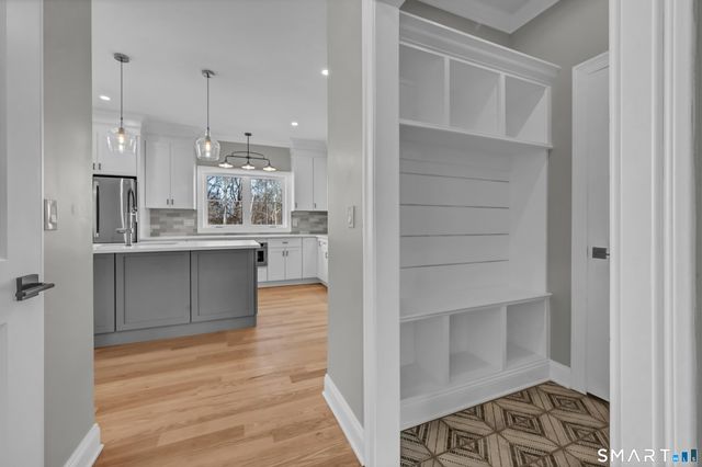 1427 Monroe Turnpike, Monroe, CT 06468