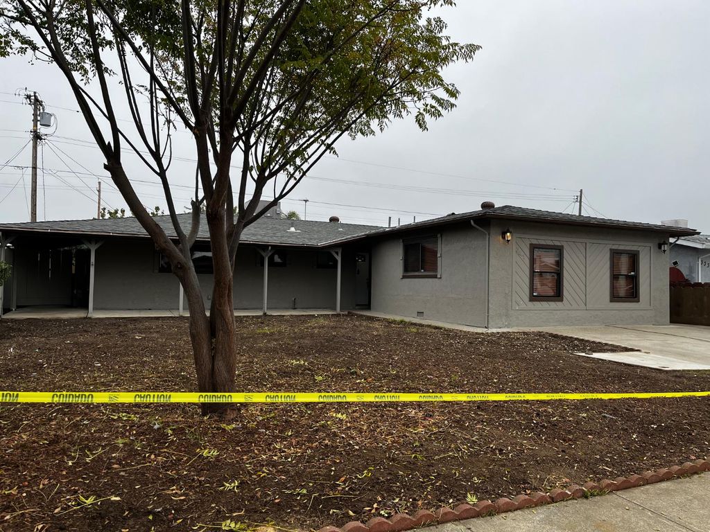 341 Lime Ave, Los Banos, CA 93635