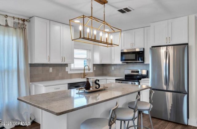 7 Georgetown Drive, Toms River, NJ 08757