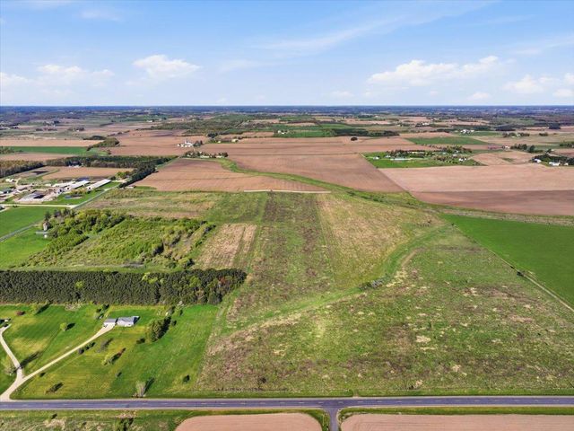 2072 30th Avenue, Baldwin, WI 54002