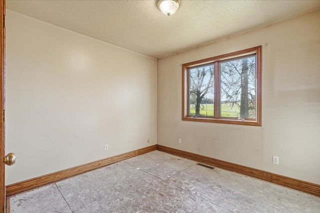 2072 30th Avenue, Baldwin, WI 54002