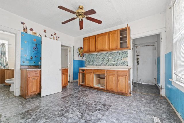 4730 N 29th STREET, Milwaukee, WI 53209