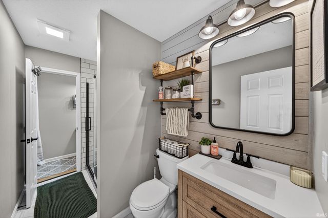 4137 Greenglade Court, South Bend, IN 46628