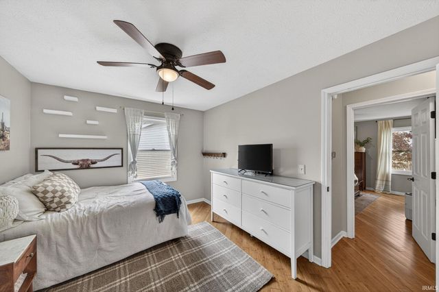 4137 Greenglade Court, South Bend, IN 46628