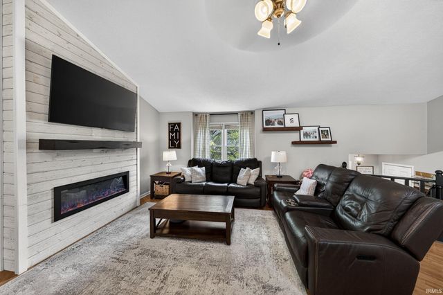 4137 Greenglade Court, South Bend, IN 46628