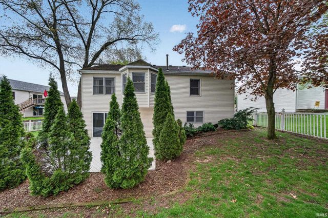 4137 Greenglade Court, South Bend, IN 46628