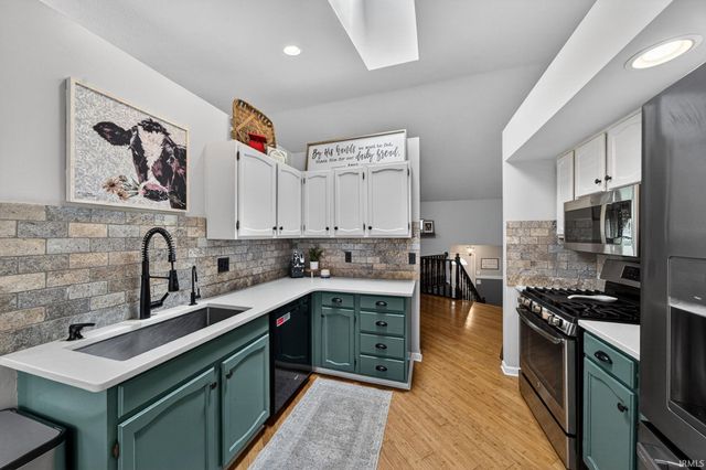 4137 Greenglade Court, South Bend, IN 46628