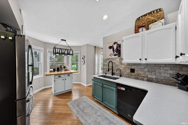 4137 Greenglade Court, South Bend, IN 46628