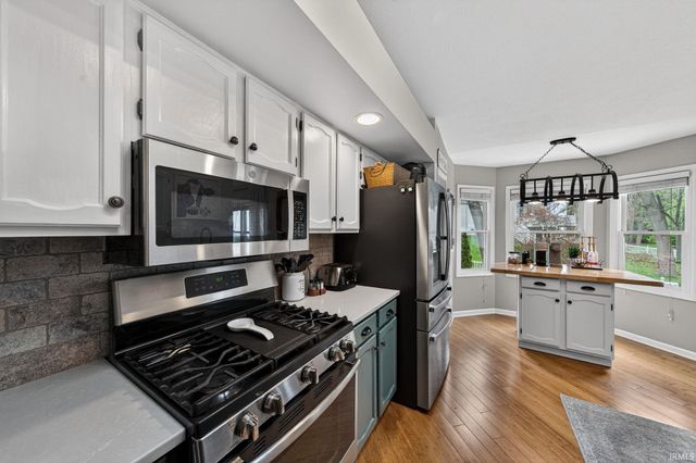 4137 Greenglade Court, South Bend, IN 46628