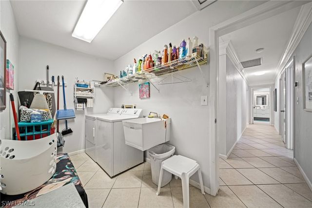 189 Palmetto Dunes CIR, Naples, FL 34113