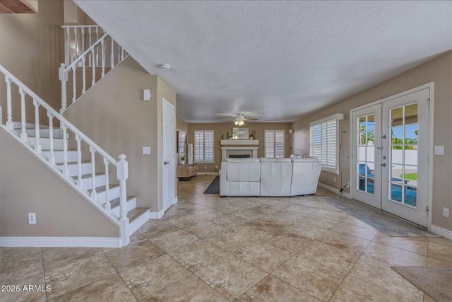1208 E Beverly Lane, Phoenix, AZ 85022