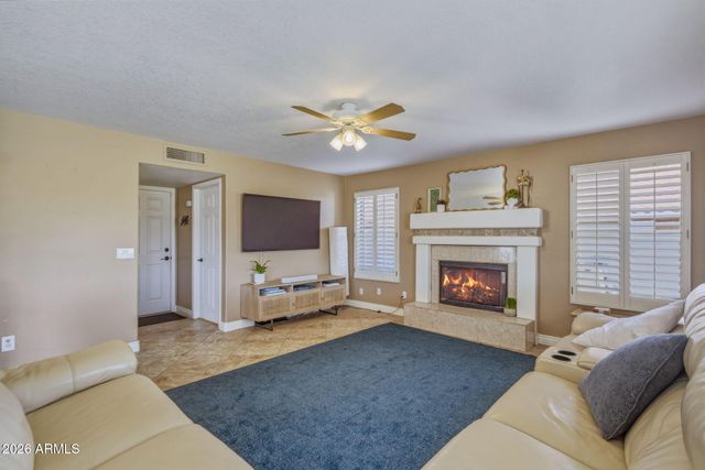 1208 E Beverly Lane, Phoenix, AZ 85022