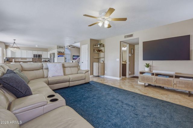 1208 E Beverly Lane, Phoenix, AZ 85022