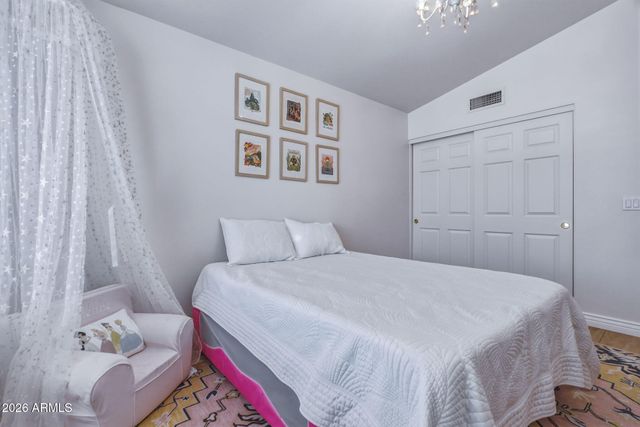 1208 E Beverly Lane, Phoenix, AZ 85022