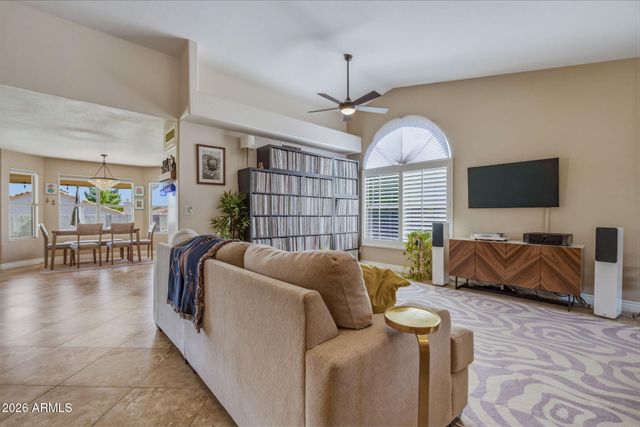1208 E Beverly Lane, Phoenix, AZ 85022