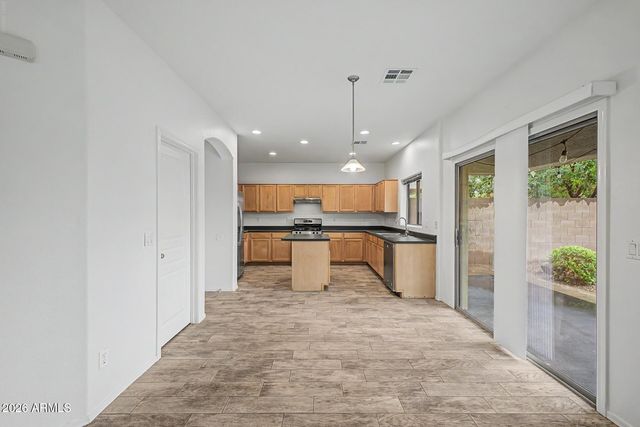 3983 S CROSSCREEK Drive, Chandler, AZ 85286
