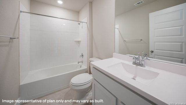 17204 Black Willow Way, Elmendorf, TX 78112