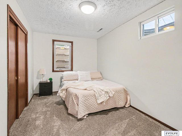 7508 S 147 Street, Omaha, NE 68138