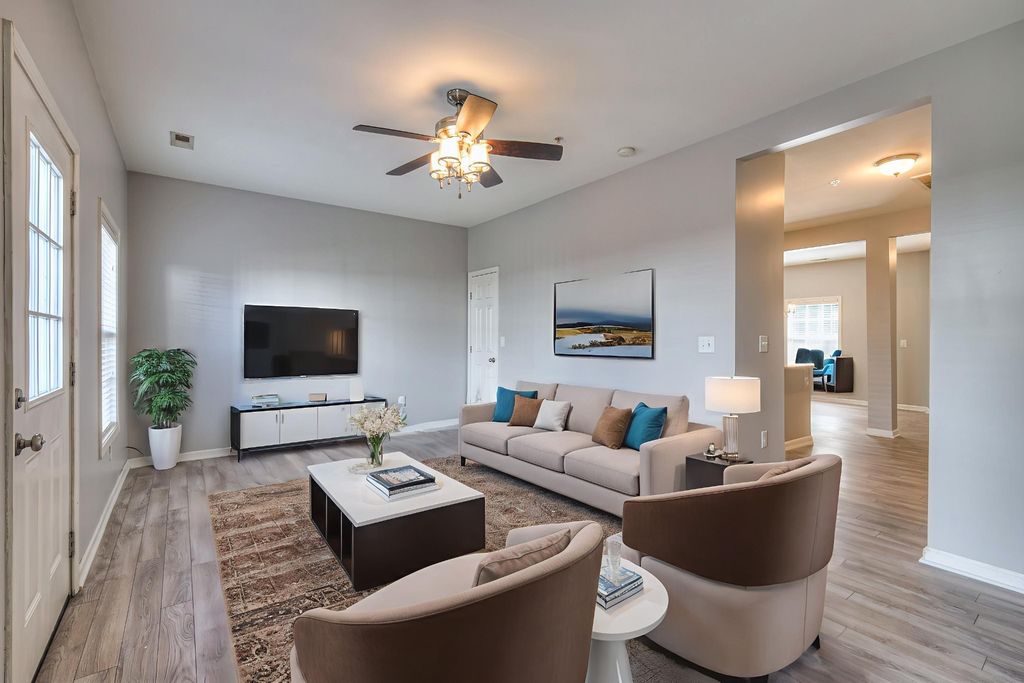 4027 Clinton Ln, Spring Hill, TN 37174