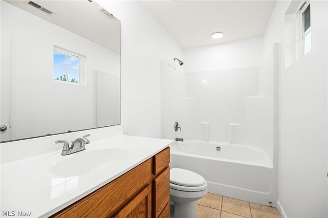 7679 Fiddler Court Circle NE, Canton, OH 44721