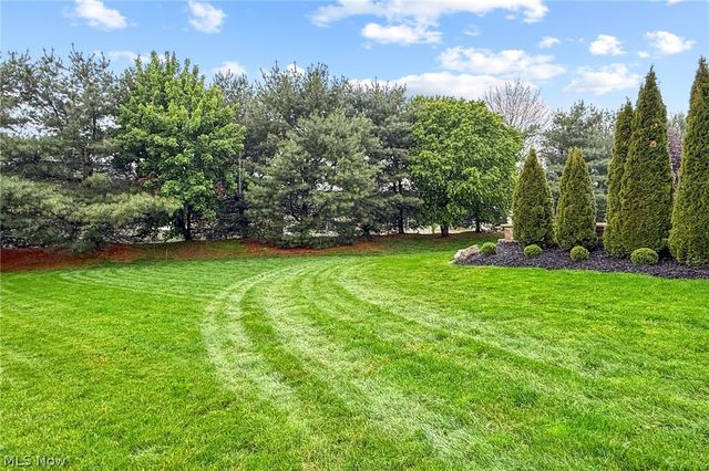 7679 Fiddler Court Circle NE, Canton, OH 44721