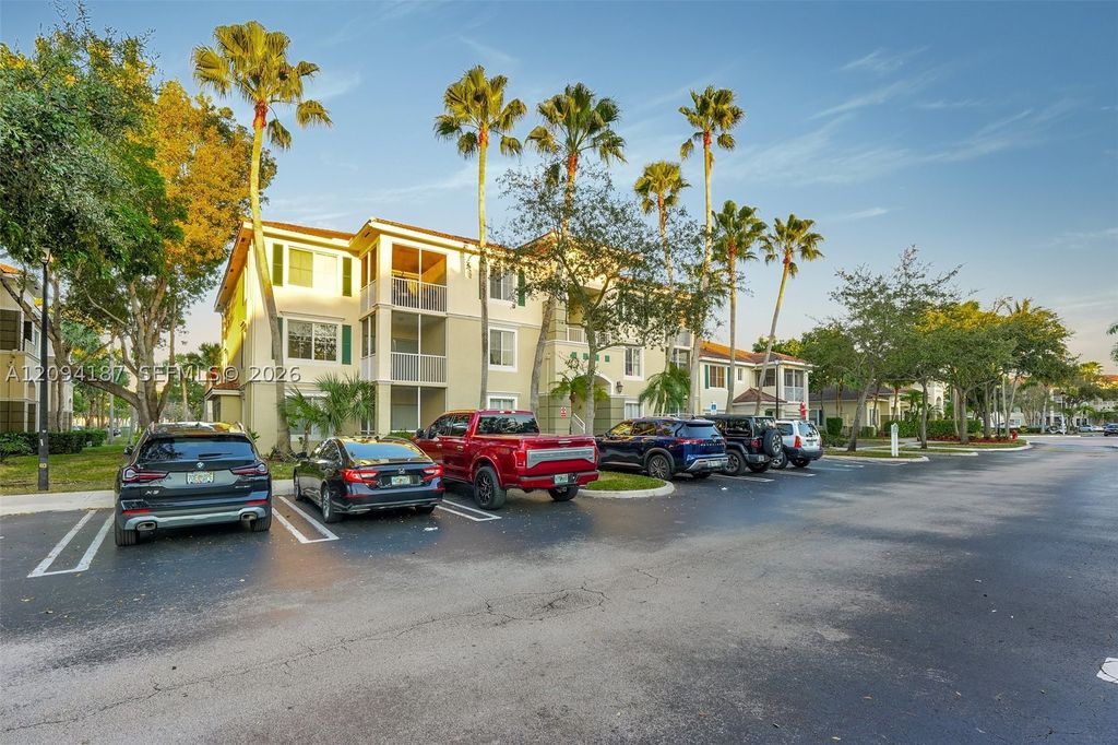 11765 W Atlantic Blvd 1624, Coral Springs, FL 33071