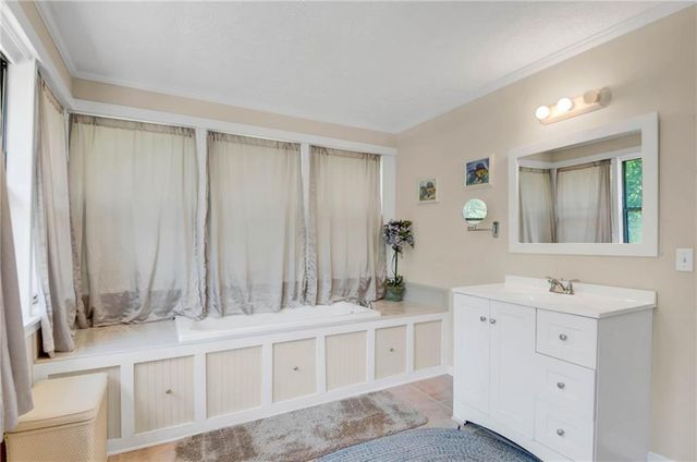 4706 Colony Drive SE, Acworth, GA 30102