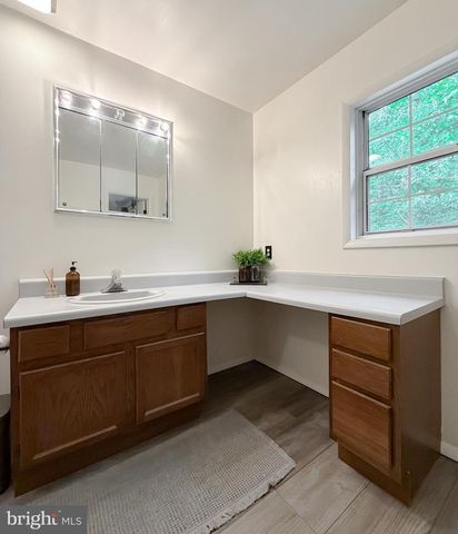 605 MERMAID CT, Lusby, MD 20657
