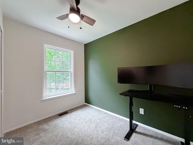 605 MERMAID CT, Lusby, MD 20657