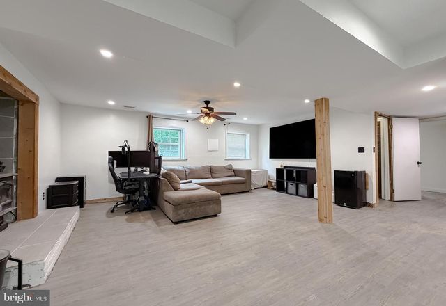 605 MERMAID CT, Lusby, MD 20657