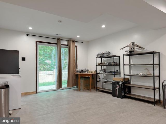 605 MERMAID CT, Lusby, MD 20657