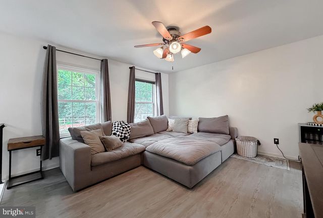 605 MERMAID CT, Lusby, MD 20657