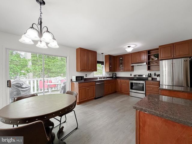 605 MERMAID CT, Lusby, MD 20657