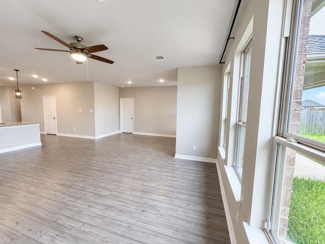 2409 Table Rock Court, Texas City, TX 77568