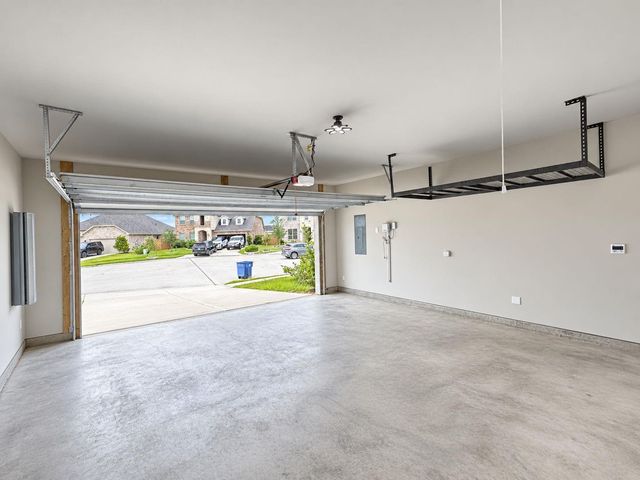 2409 Table Rock Court, Texas City, TX 77568
