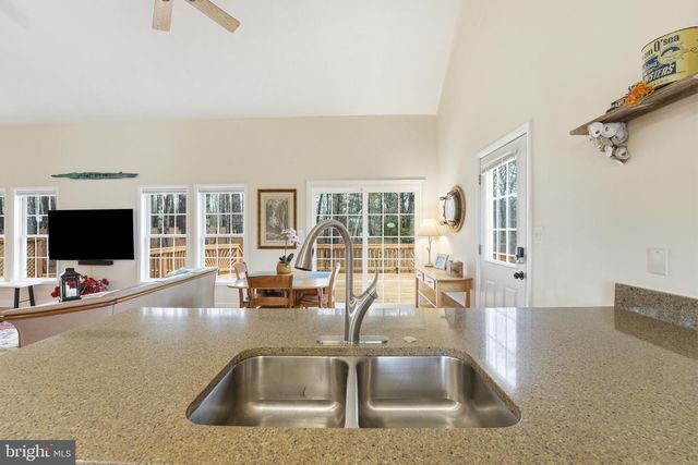 15403 FROGGY BOTTOM LN, Rixeyville, VA 22737