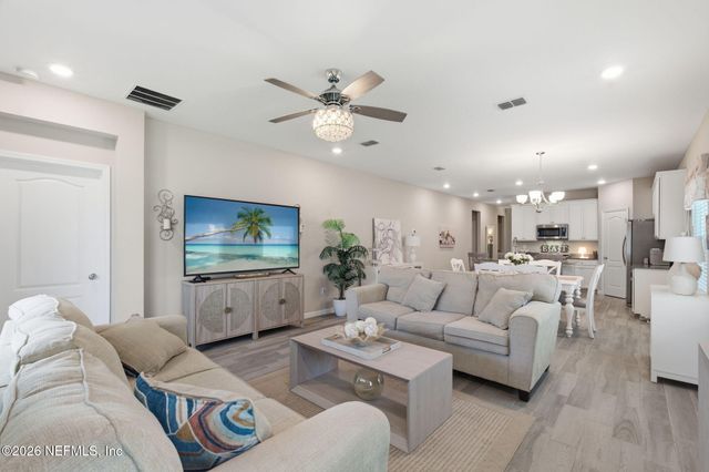 39 CRYSTAL CREST Lane, St. Augustine, FL 32095