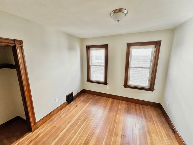 22 Heath St 3, Somerville, MA 02145
