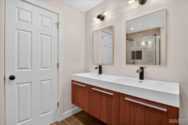 208 Coral Drive, Collinsville, IL 62234