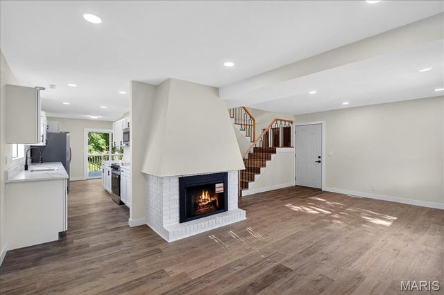 208 Coral Drive, Collinsville, IL 62234