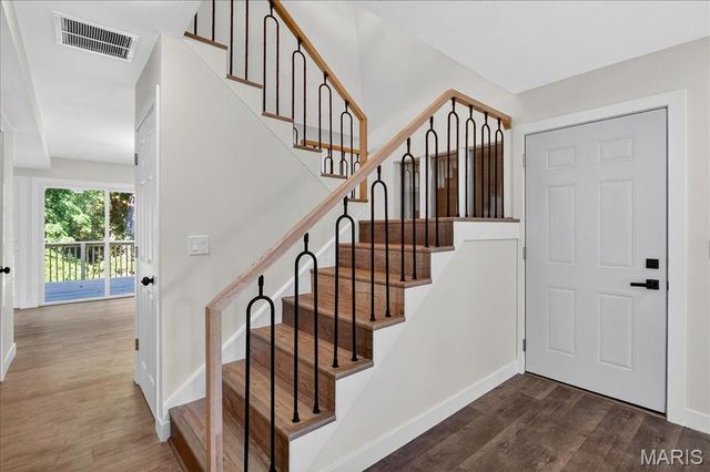 208 Coral Drive, Collinsville, IL 62234