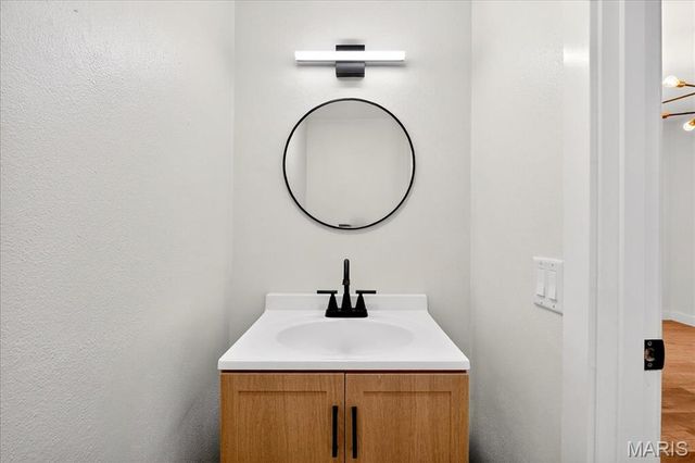 208 Coral Drive, Collinsville, IL 62234