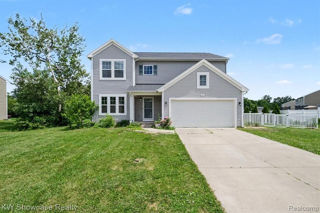 4339 Pebble Creek Boulevard, Grand Blanc, MI 48439