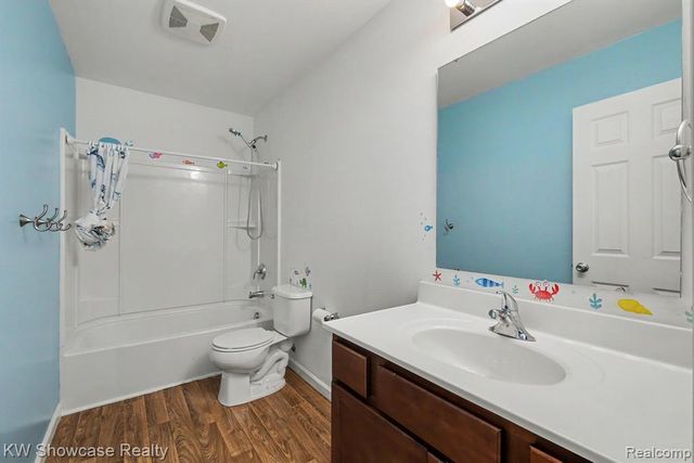 4339 Pebble Creek Boulevard, Grand Blanc, MI 48439