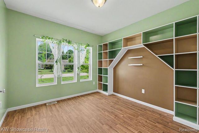 4339 Pebble Creek Boulevard, Grand Blanc, MI 48439