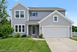 4339 Pebble Creek Boulevard, Grand Blanc, MI 48439