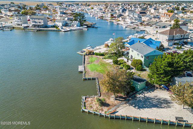 148 E Raritan Drive, Little Egg Harbor, NJ 08087
