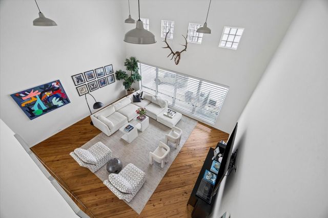 5003 Blossom Street, Houston, TX 77007